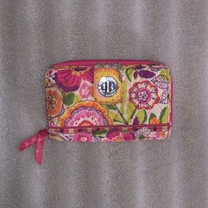 Vera Bradley Clementine turn-lock wallet